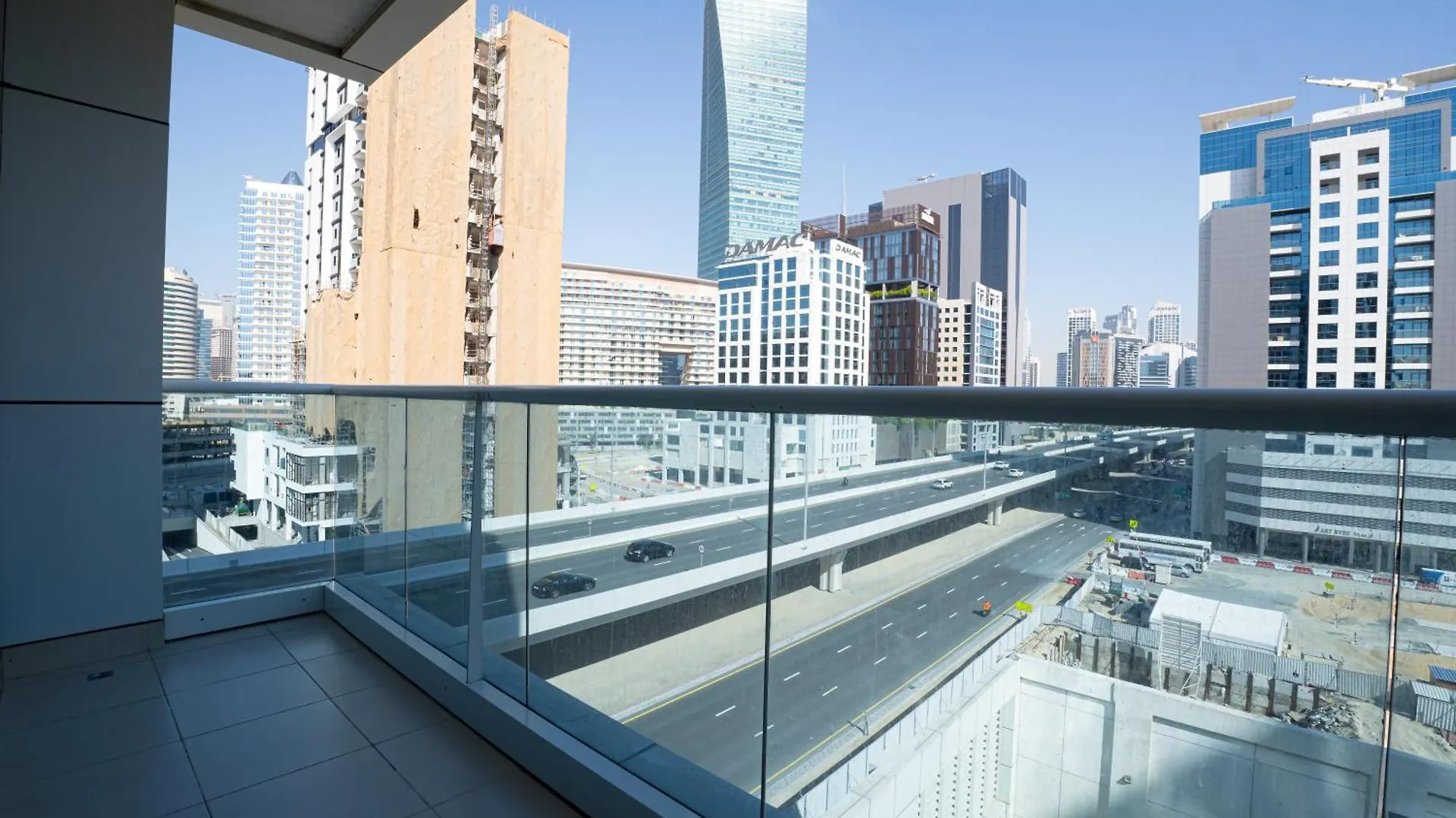 Veluxa - Fabulous 1 Bedroom In Business Bay Dubai